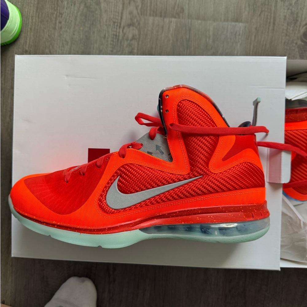 Lebron 9 big bang